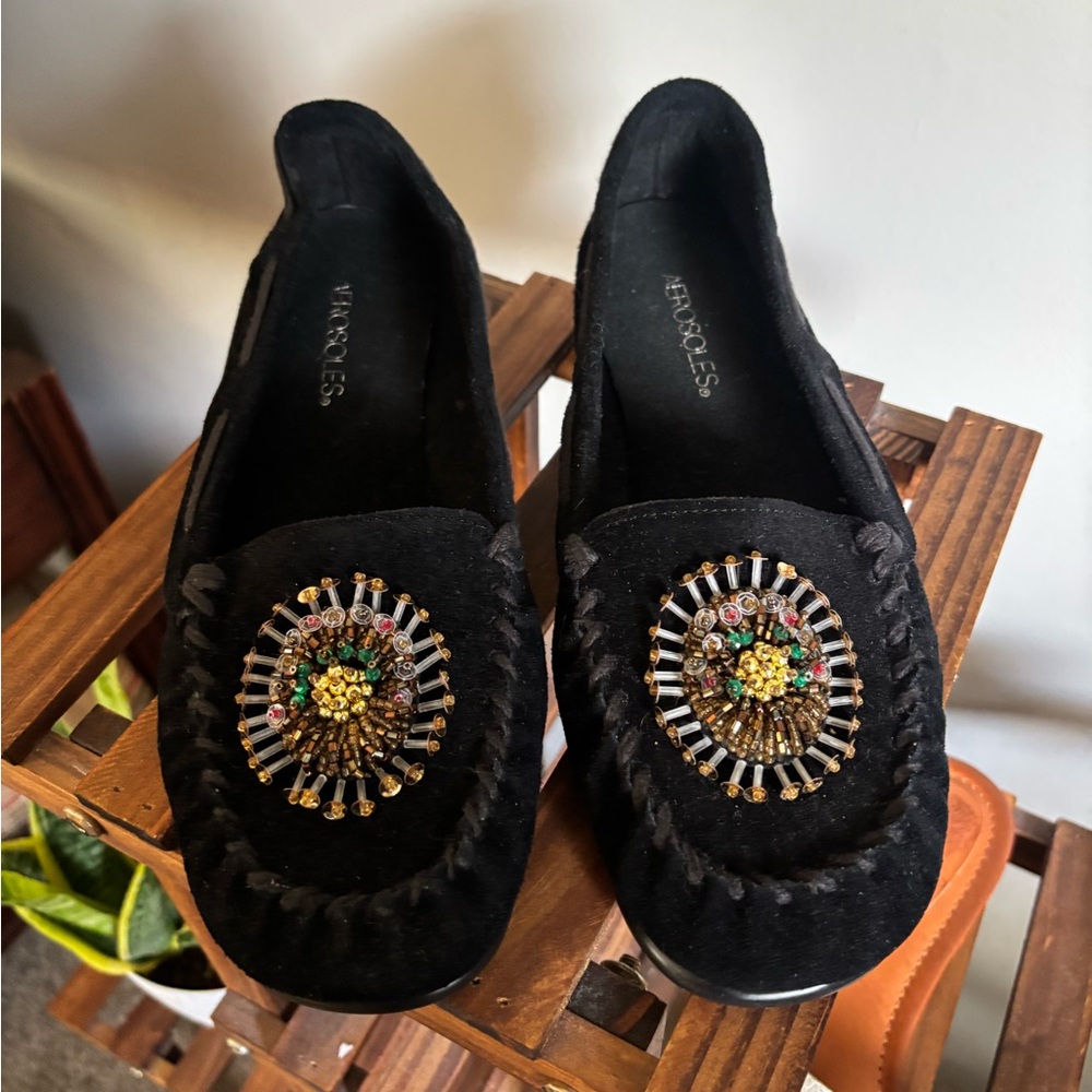 AEROSOLES Black Beaded Moccasins